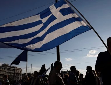 Έρευνα «καταπέλτης» - Διαλύθηκε η χώρα την πενταετία 2009-2014 - Κατέρρευσαν αμοιβές & εκπατρίστηκε μία γενιά ολόκληρη